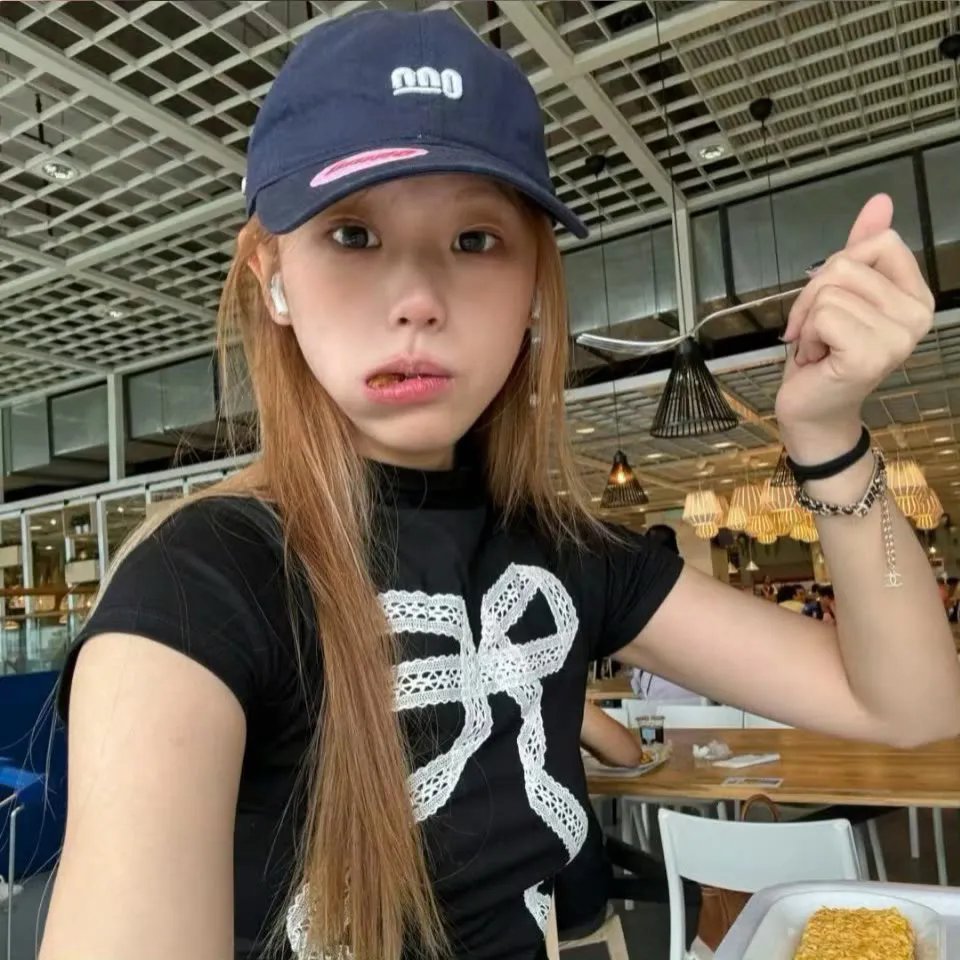 猫眼女枪手